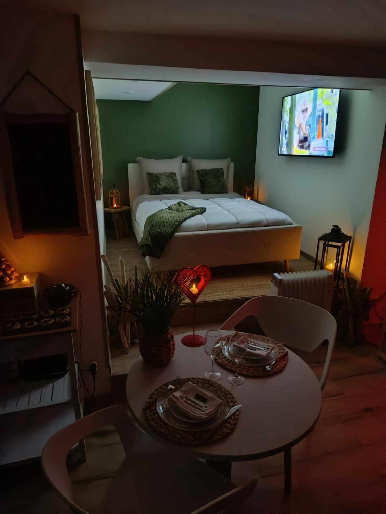 エタプル O Plaisir O Desir Bed & Breakfast エクステリア 写真